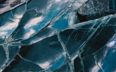 THREE MAIN CAUSES OF RELATIONSHIP CRASHES